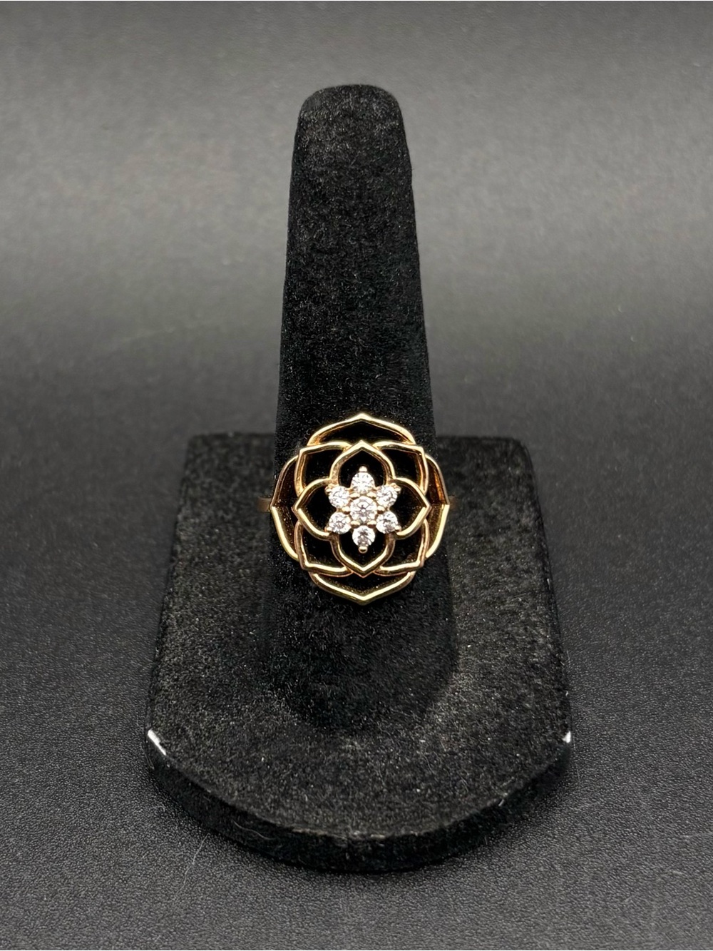 Pandora Rose Petals Statement Ring 14k Yellow Gold Plated Size 54 US Size 7